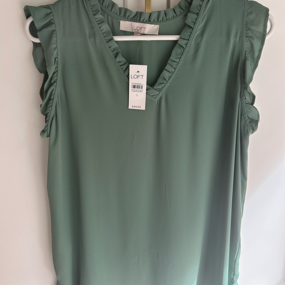 LOFT sleeveless ruffle blouse